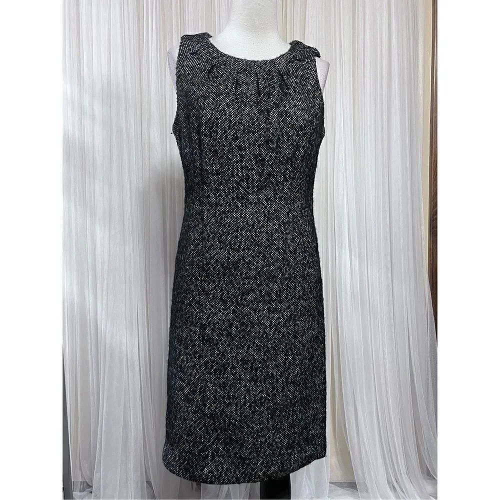 MICHAEL KORS Sleeveless Nubby Wool Sheath Dress Size 10